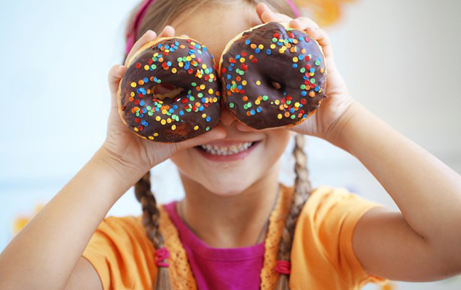 Шансы для аллергии огромные: Комаровский развенчал миф о диете для беременных